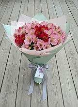 Букет цветов из:  Альстромерии в Старково