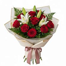 Букет цветов из:  Лилии и Розы в Старково