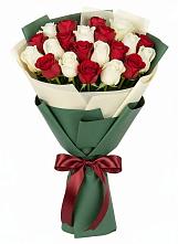 Букет Микс из красных и белых роз #REPLACE_PRED# Старково