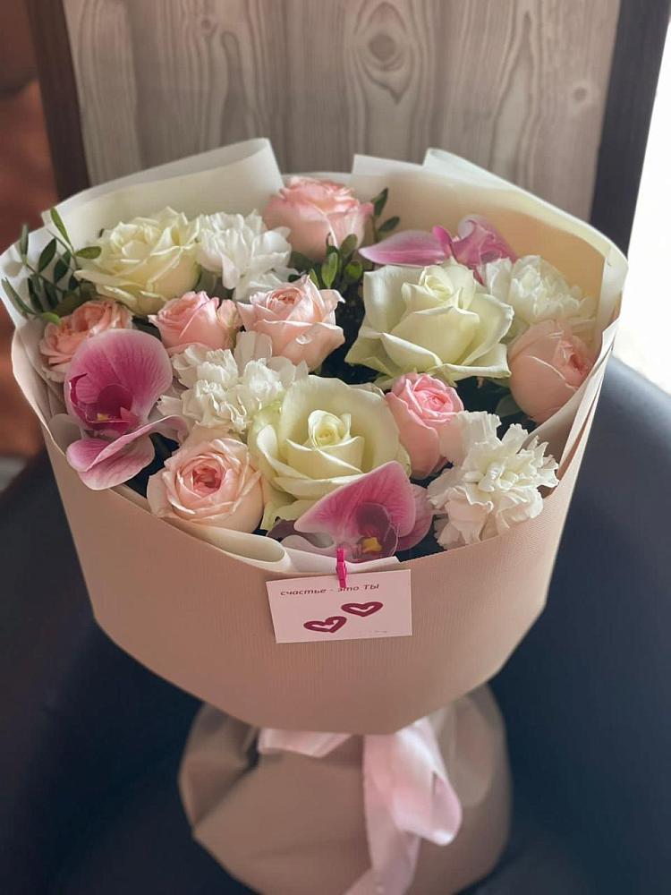 Букет цветов из: Орхидеи, Розы и Гвоздики в Старково