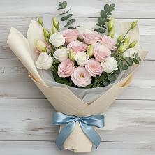 Букет цветов из:  Лизиантусы в Старково