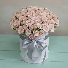 Цветочная композиция из Розы в шляпной коробке #REPLACE_PRED# Старково