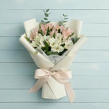 Букет цветов из:  Альстромерии в Старково