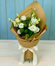 Букет цветов из:  Хризантемы и Лизиантусы в Старково