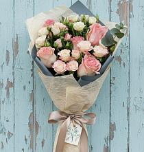 Букет цветов из:  Розы #REPLACE_PRED# Старково