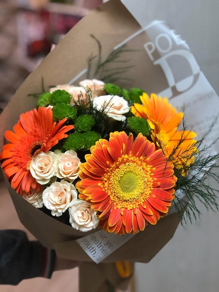 Букет цветов из: Герберы, Хризантемы и Розы в Старково