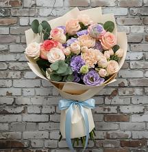 Букет цветов из:  Розы, Лизиантусы и Гвоздики #REPLACE_PRED# Старково